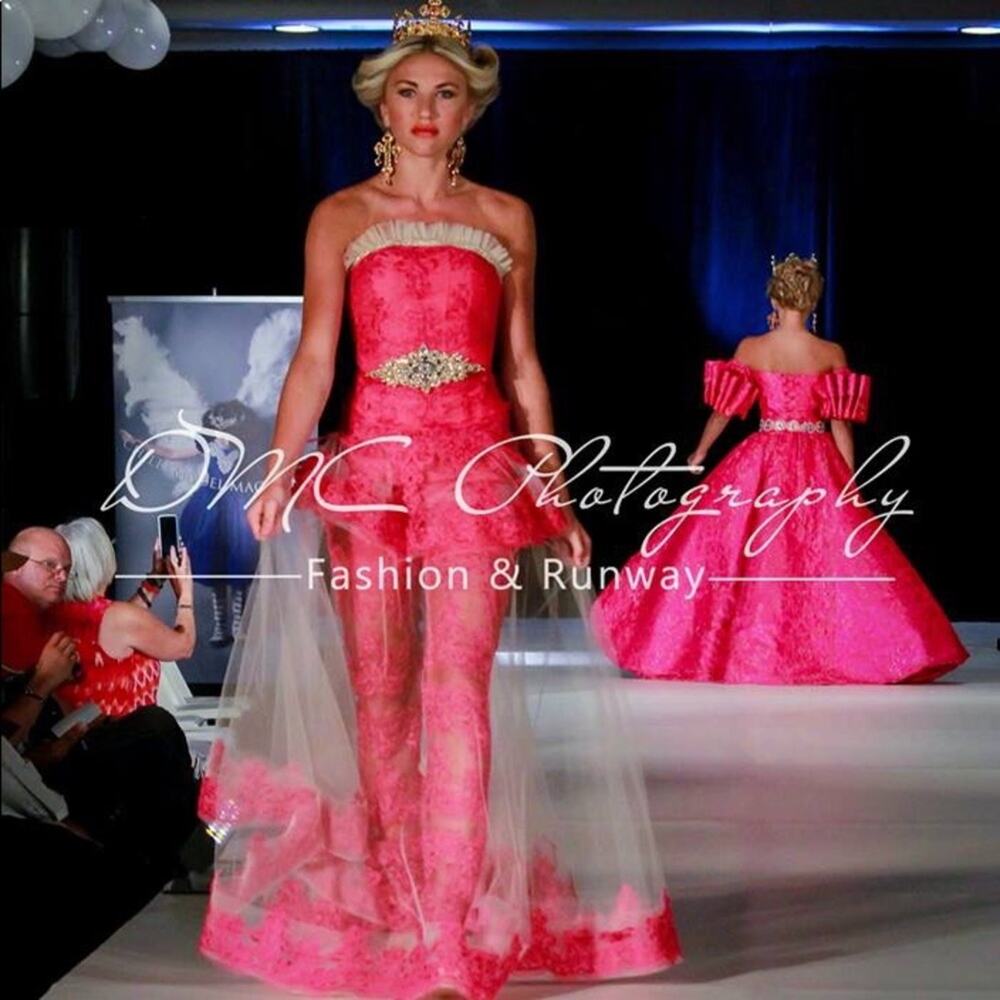 Custom design by Wanda Beauchamp
